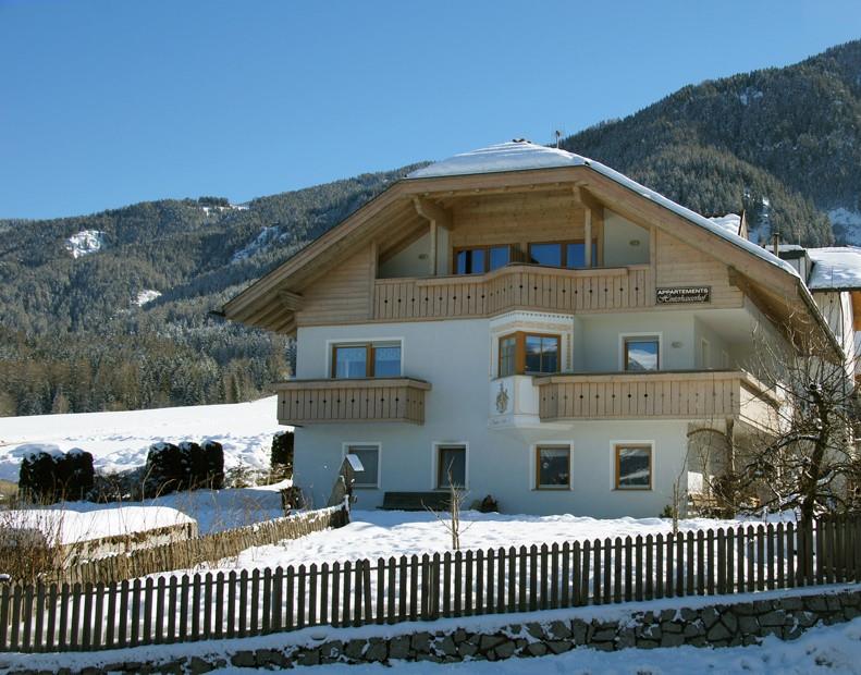 Hinterhauserhof nella neve