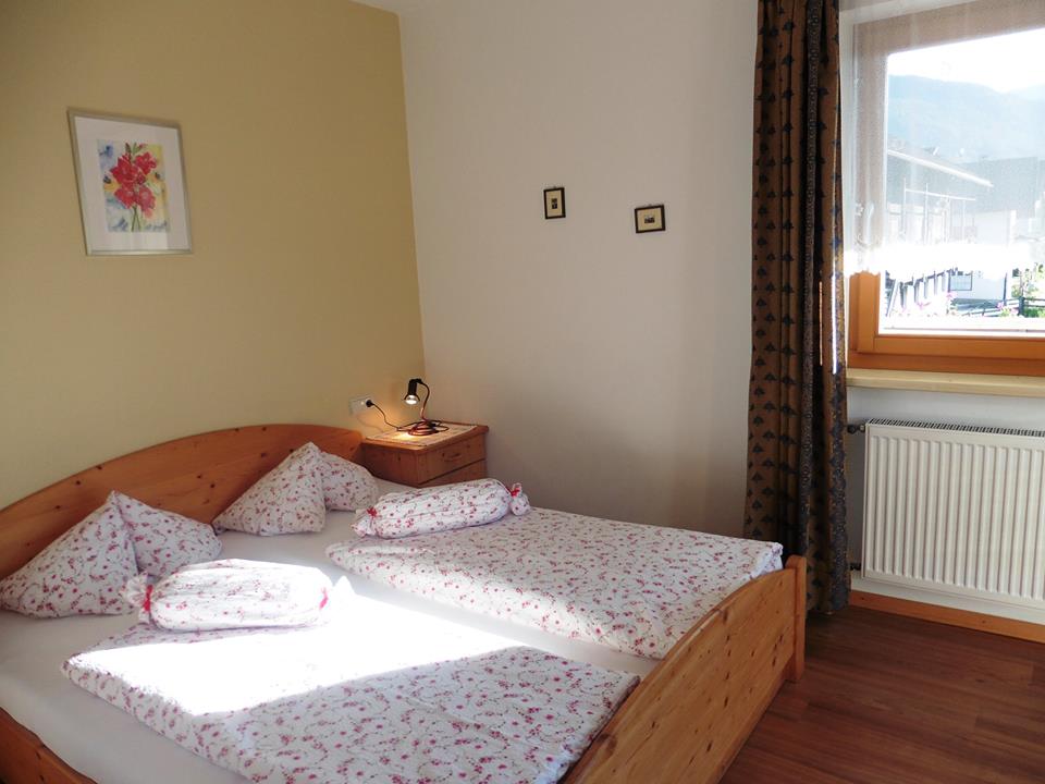 Appartamento Rose – camera da letto